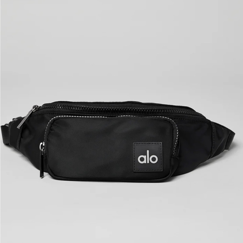 ALO Yoga Black Belt Bag